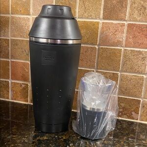 The Sharper Image Beverage Shaker with Jigger